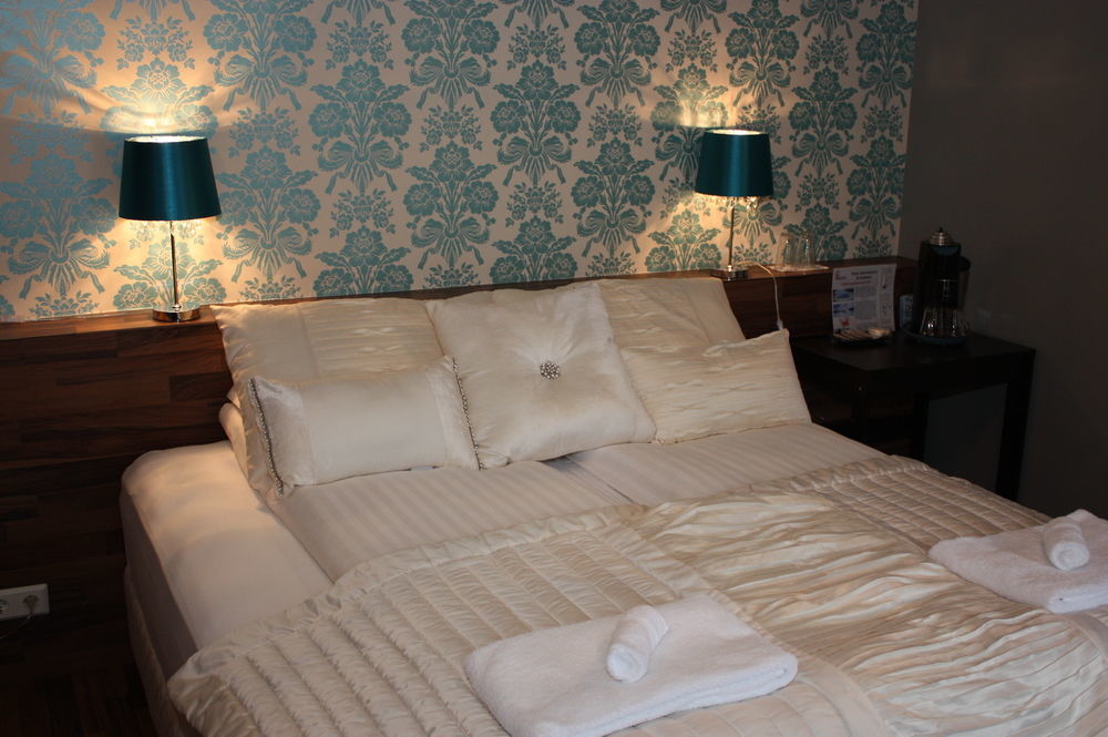 Hotel Nupan Deluxe Keflavík Zewnętrze zdjęcie